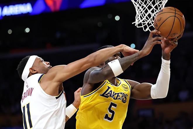 湖人加时险胜掘金 东契奇绝杀助球队登顶西部第