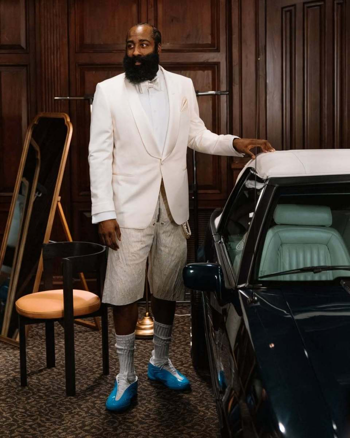 哈登与祖巴茨携手拍摄Harden Vol.10宣传片