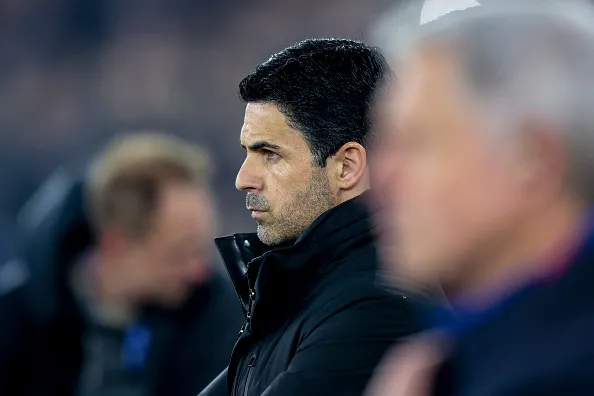 莱因克尔：阿森纳近两周显慌乱但仍看好英超争