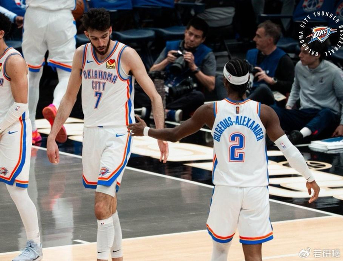 雷霆12连胜稳居联盟第一 二当家回归冲击总冠军