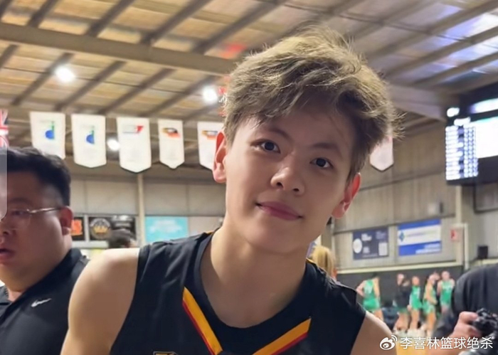 杨舒予首秀31分逆转墨尔本老虎女篮力克灵伍德老